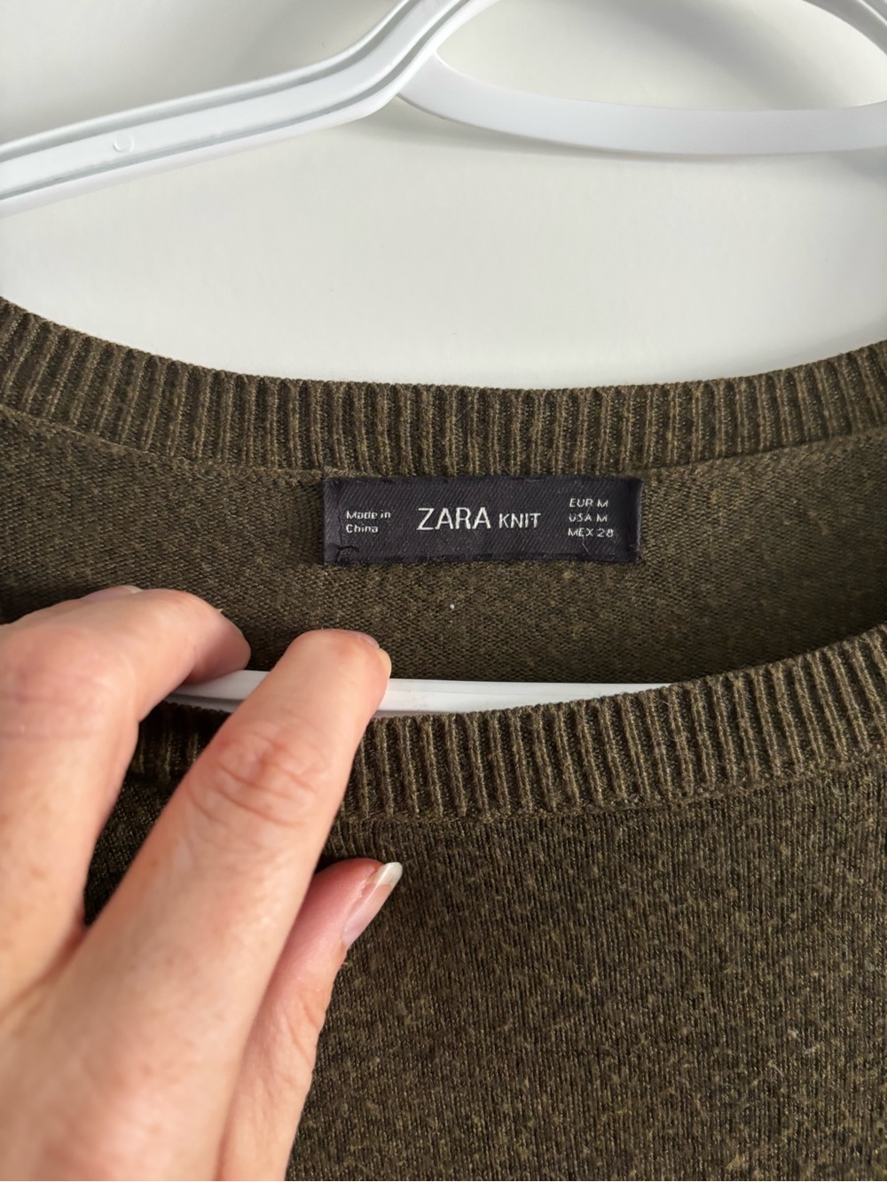 Zara Classic Button Cuff Knit Lightweight Sweater Army Green size M - Picture 5 of 5